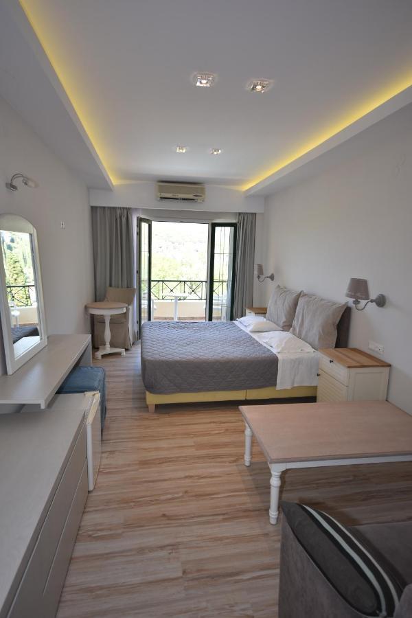 Callisto Beach Hotel Liapades Eksteriør billede